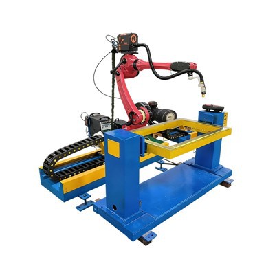 Injection molding machine robotic arms improve productivity and reduce produc...